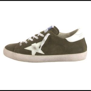 Golden Goose Superstar Sneaker - Forrest Green Suede - Womens 39/US 9